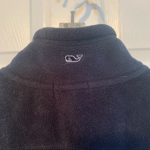 Vineyard Vines fleece vest, medium - Picture 4 of 5
